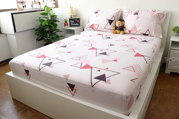 Light Pink Triangles - 3-Piece Bedding Set