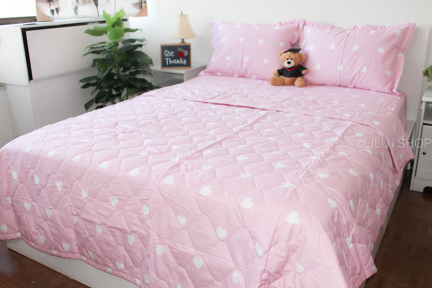 Pink Hearts - 4-Piece Blanket Bedding Set